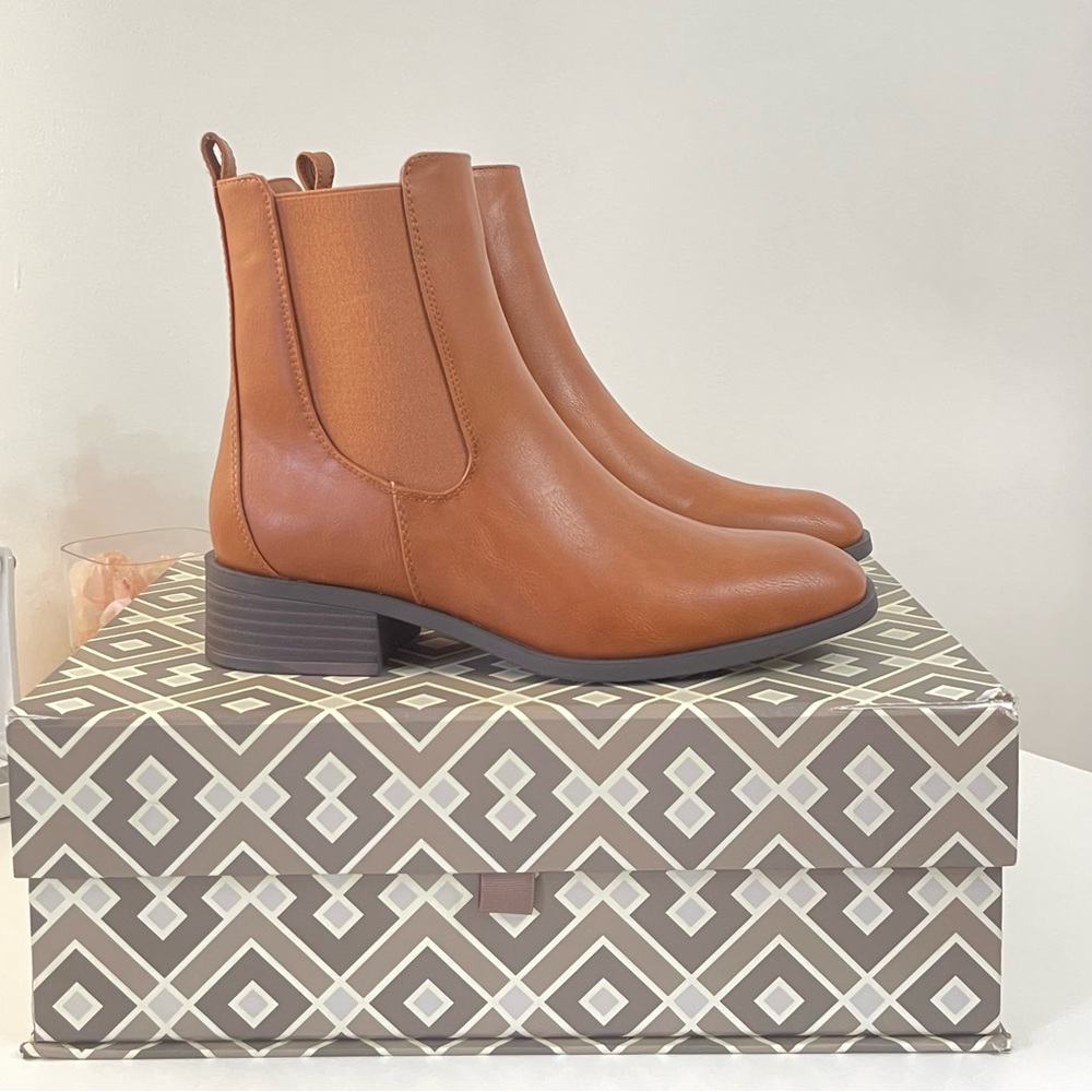 Chelsea boots